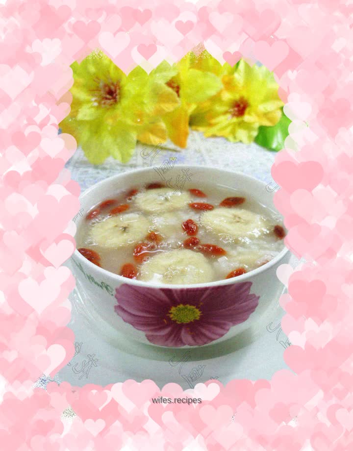 Wolfberry Banana Rice Porridge