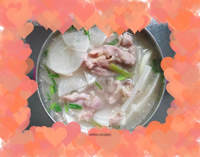 Spicy and sour mutton and radish soup