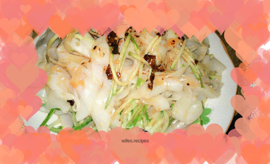 Cucumber mixed with cold peel