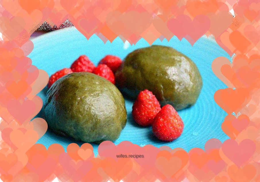 Bean paste green dumpling