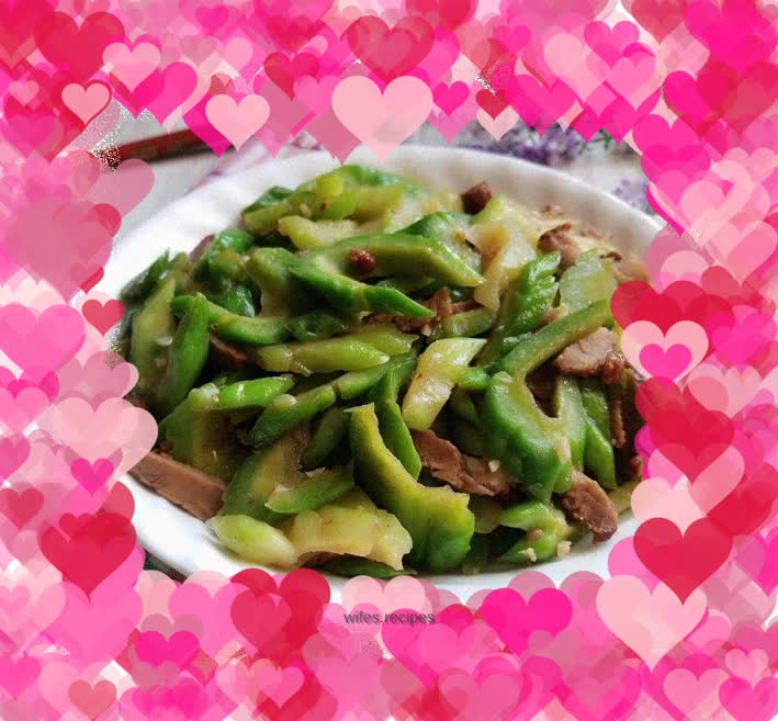 Stir-fried bitter melon with barbecued pork