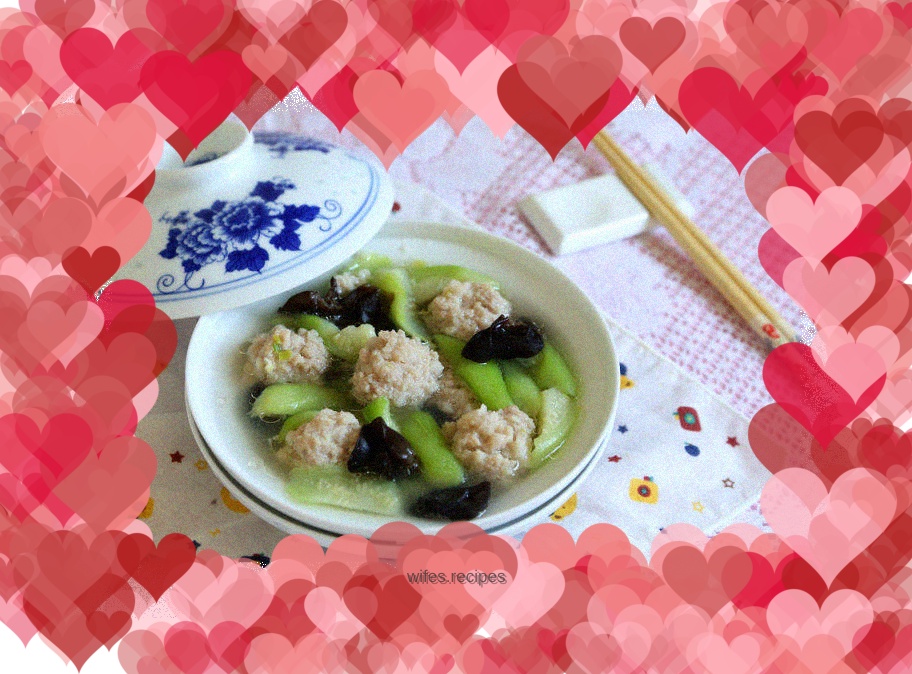 Luffa and Meatball Soup