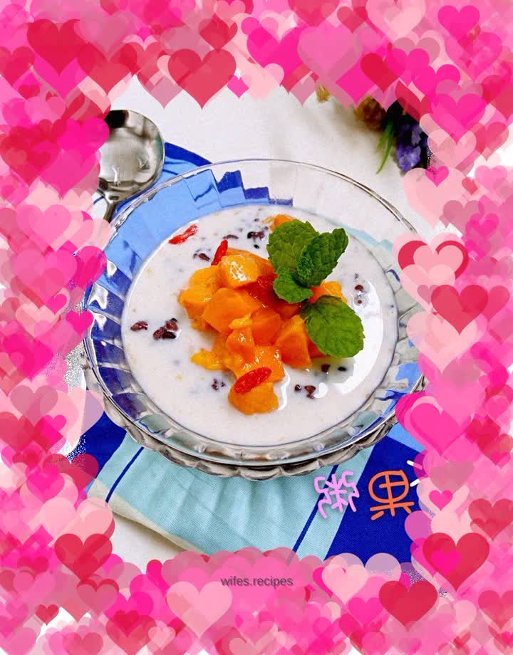 Refreshing fruit porridge