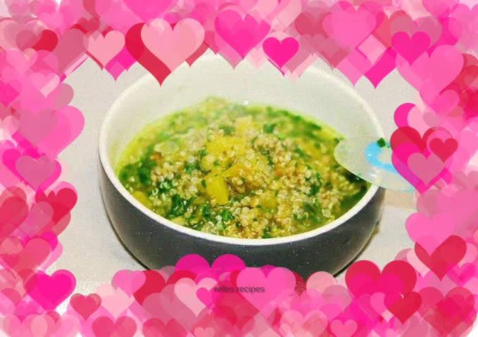 Quinoa vegetable porridge baby food, pumpkin + spinach leaves + chrysanthemum leaves