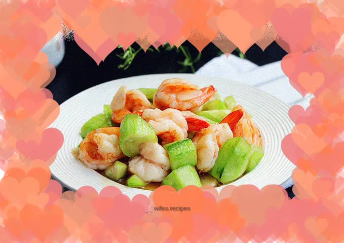 Stir-fried shrimp balls with loofah