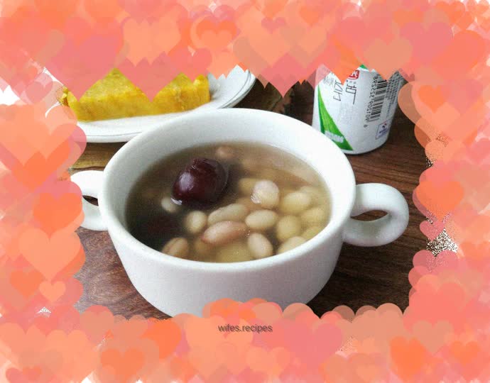 Peanut, Lentil and Red Date Soup