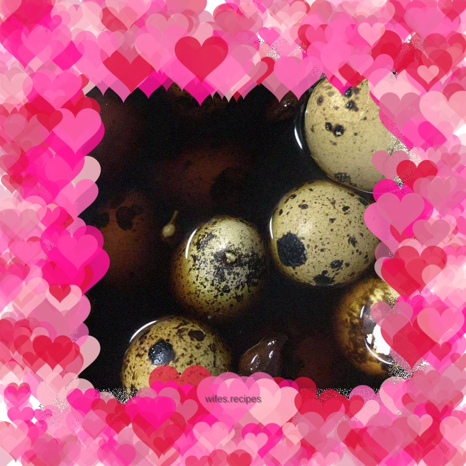 Tea quail eggs