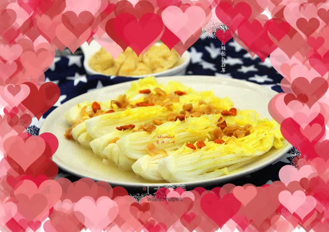 Scallop and baby cabbage in fresh soup