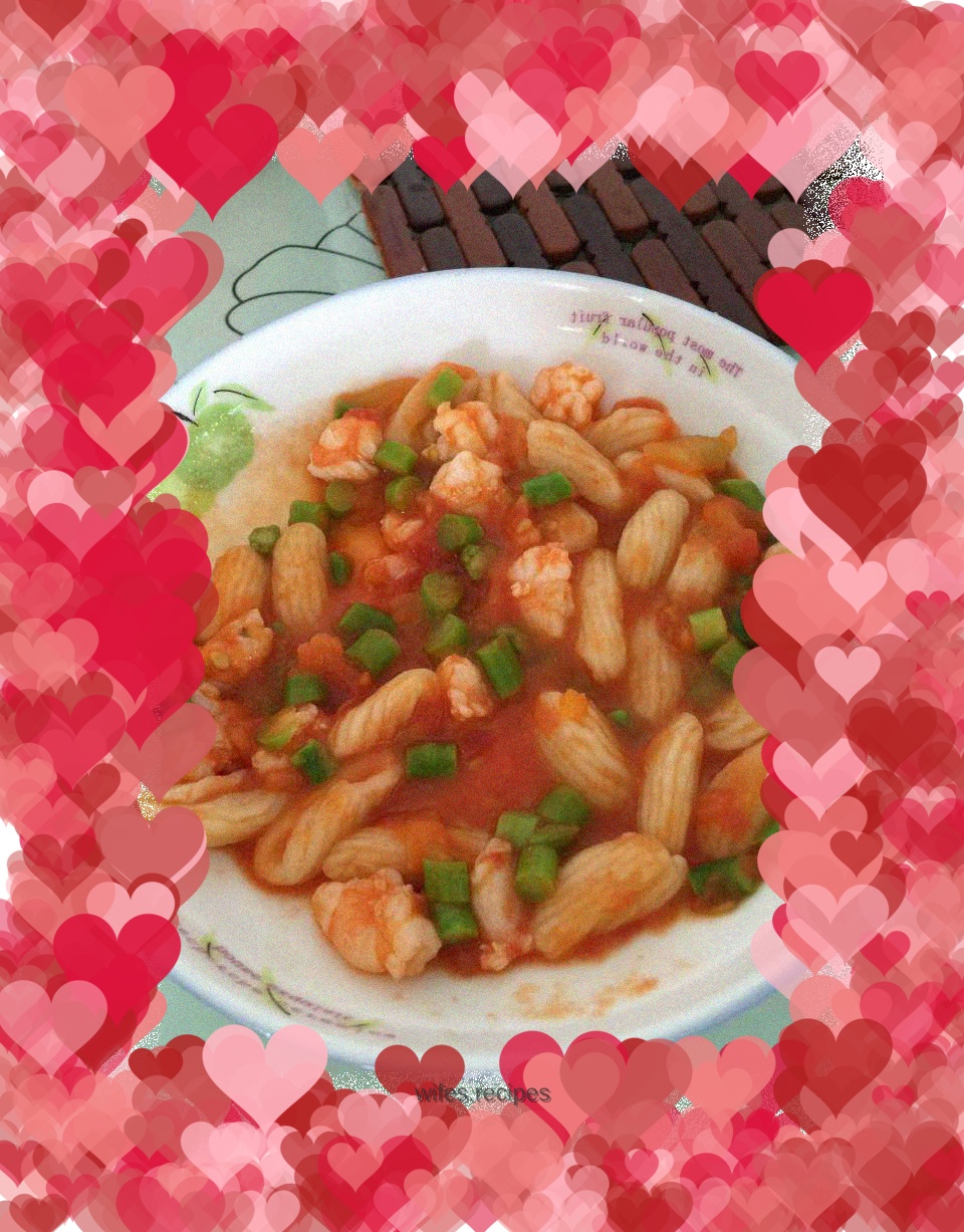 Tomato cat ear noodles