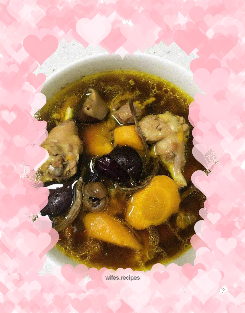Nourishing old hen soup