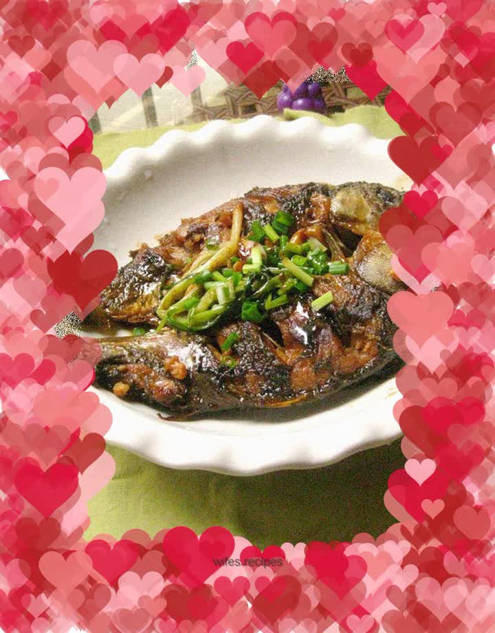 Braised crucian carp