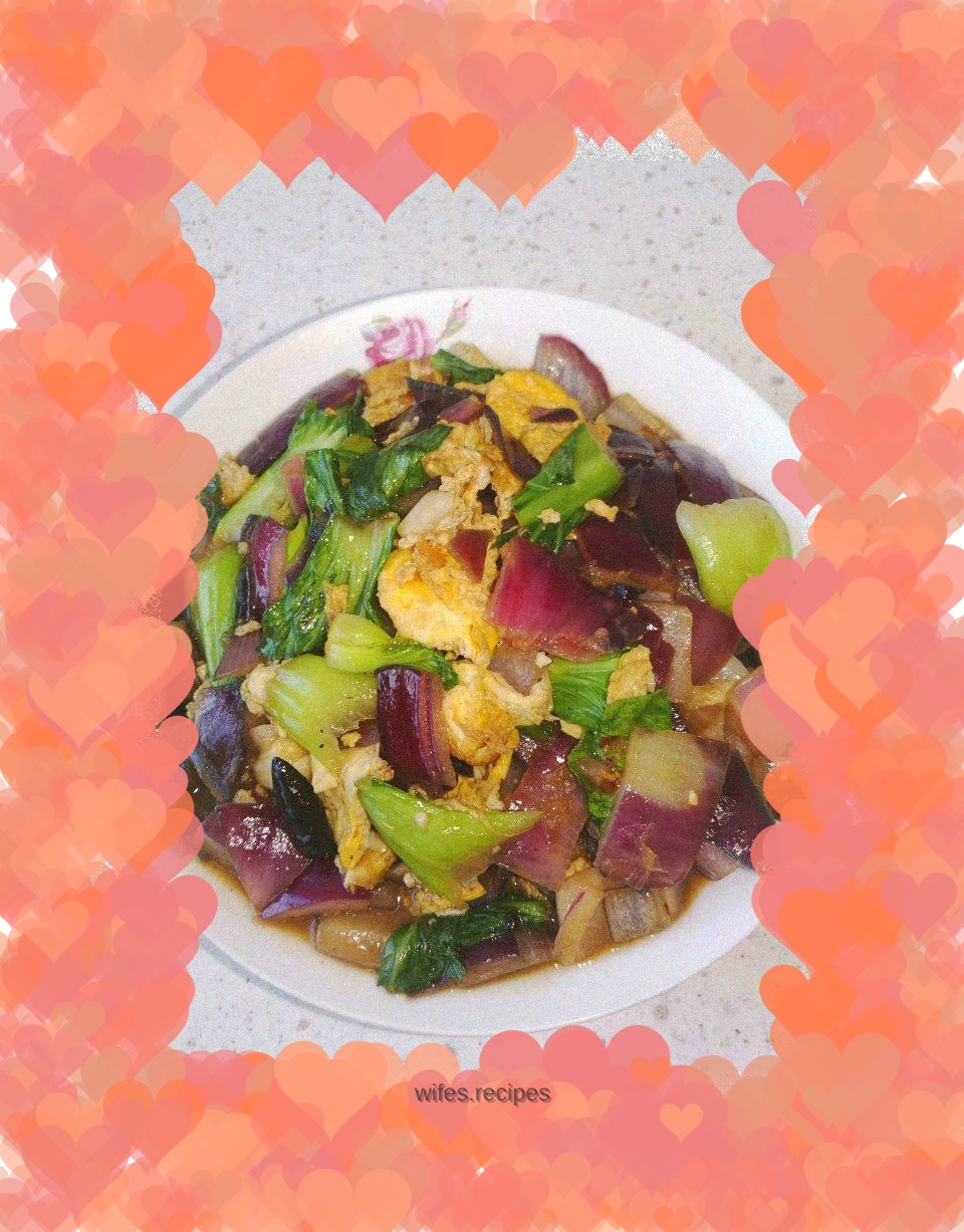 Stir-fried rapeseed with eggs and onions