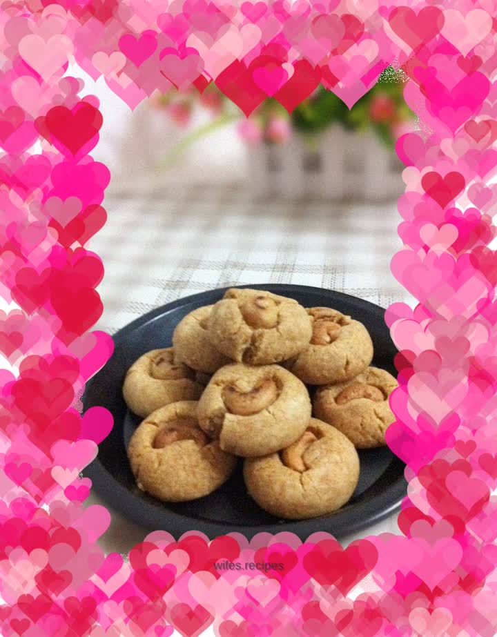 Peanut Cashew Crispy