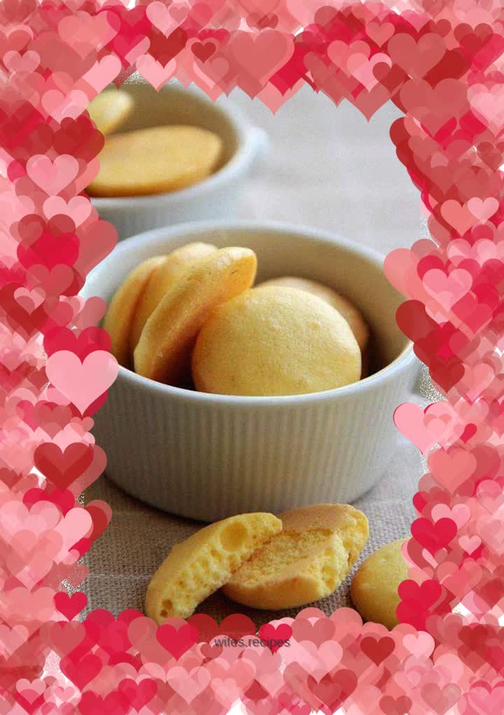 The taste of childhood---egg yolk biscuits