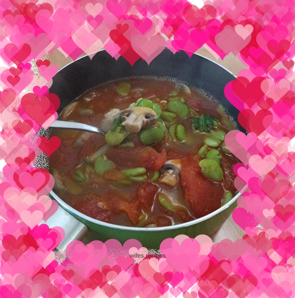 Tomato, Bean and Mushroom Soup