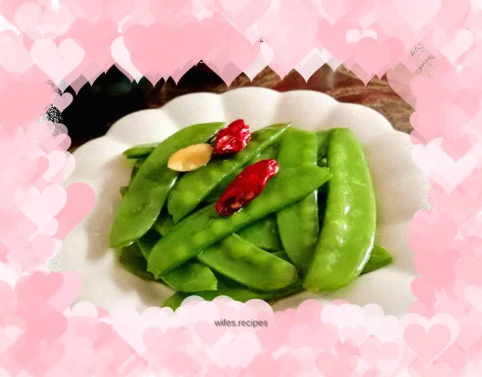 Stir-fried snow peas