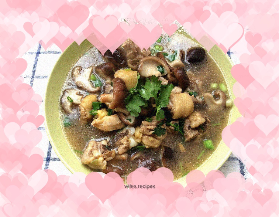 Simple and delicious mushroom chicken soup