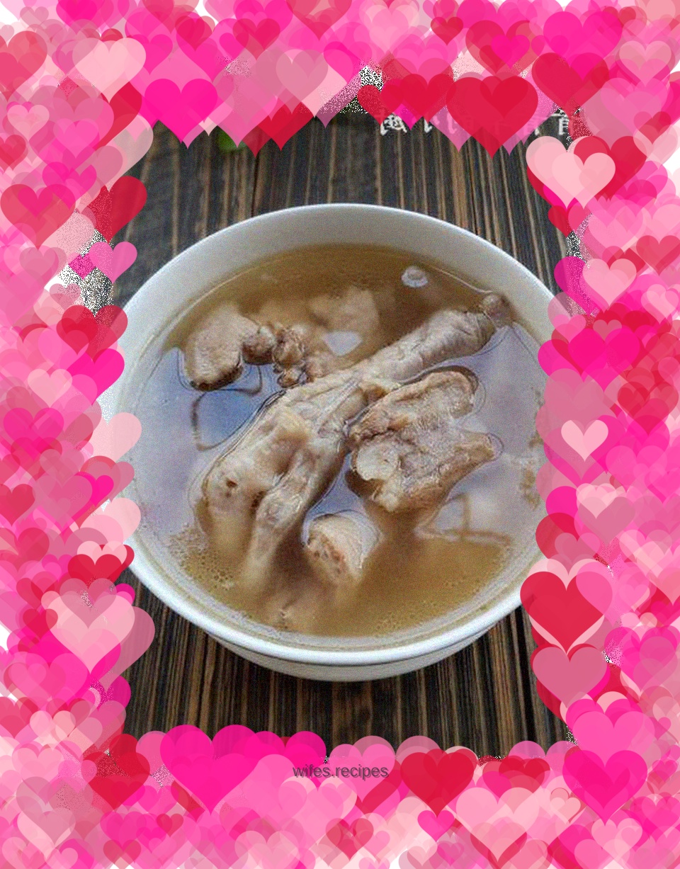 Refreshing and cooling braised chicken feet