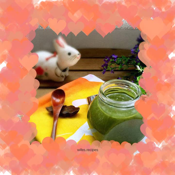 Homemade matcha cream sauce