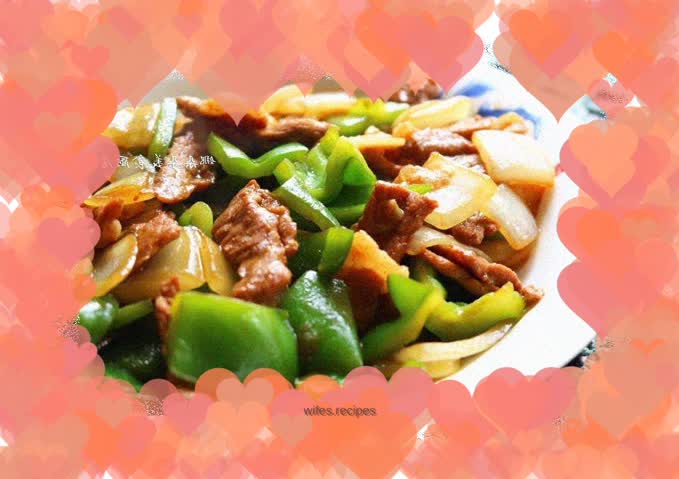 Fried pork slices with green pepper and onion