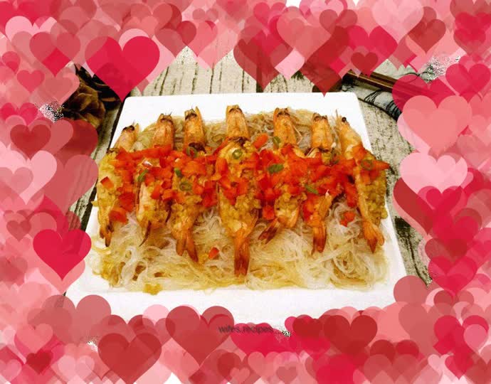 Garlic vermicelli with open-back shrimp