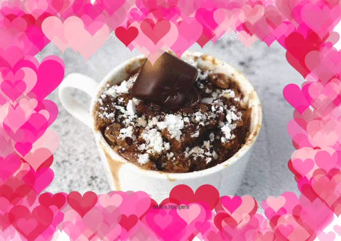 Use the microwave oven to make beautiful and delicious cup cakes in 90 seconds