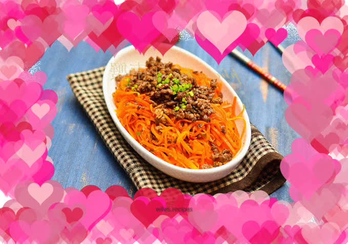 Shredded pork and carrots