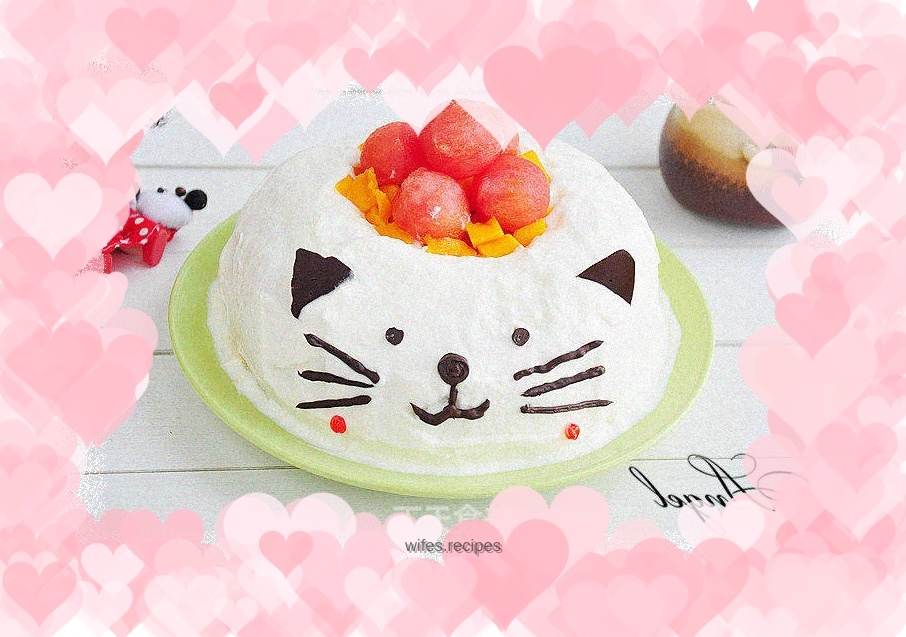 Cat Fruit Cream Cake