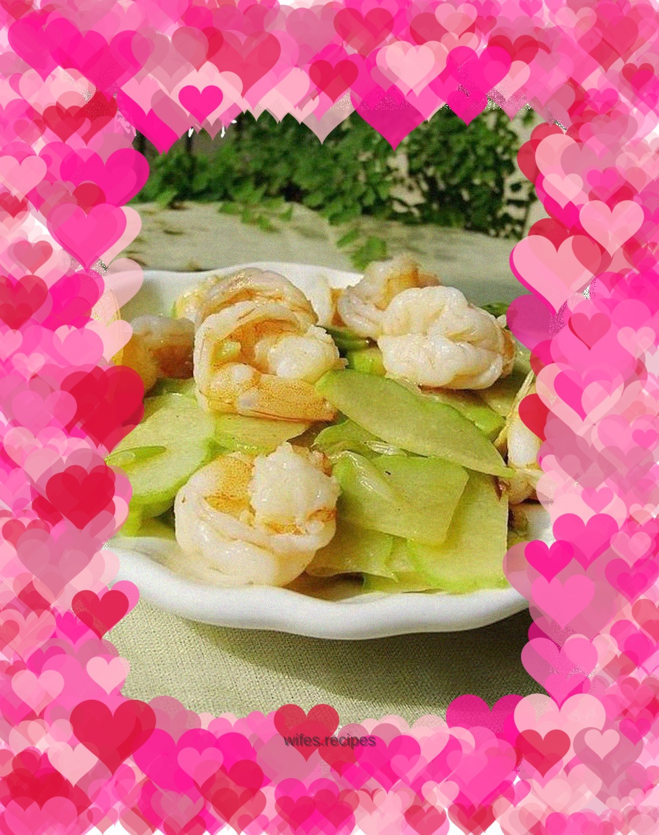 Stir-fried shrimp balls with chayote