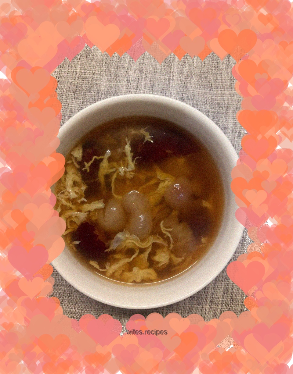 Sweet longan, red dates and egg soup