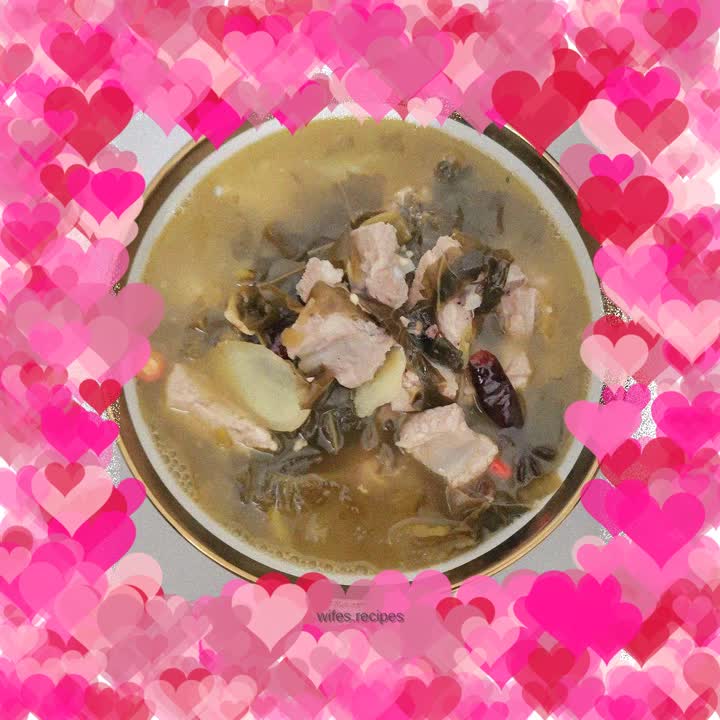 Sauerkraut and pork ribs soup