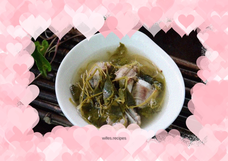 Gotu Kola Pork Ribs Soup