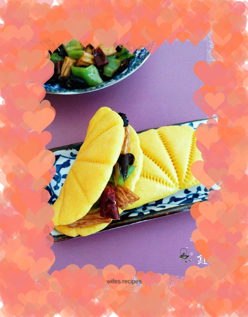 Stir-fried bean curd with hot pepper