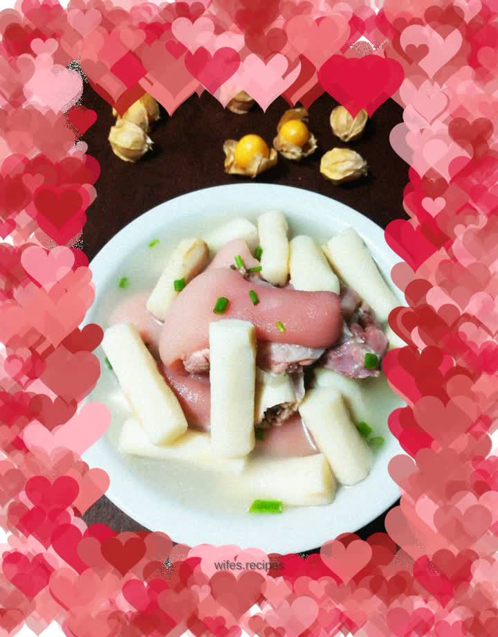 Yam and Pig’s Trotter Soup