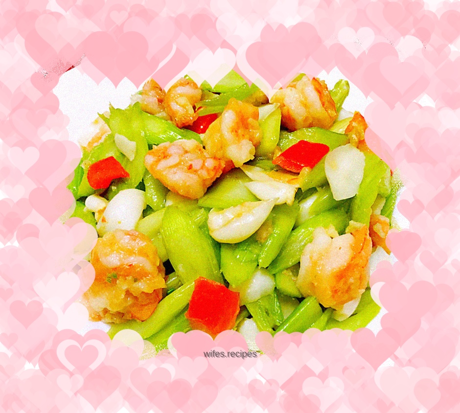 Shrimp with celery and lily