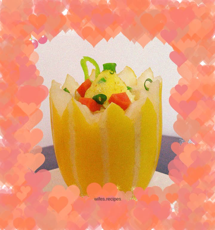 Ten-edge golden melon cup
