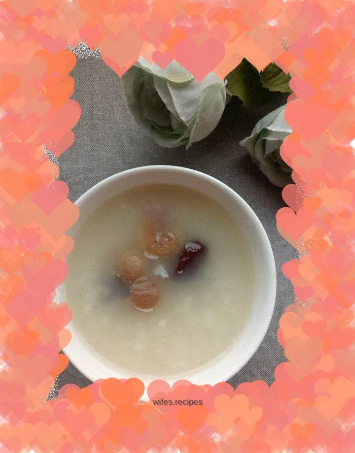 Red dates and longan rice porridge