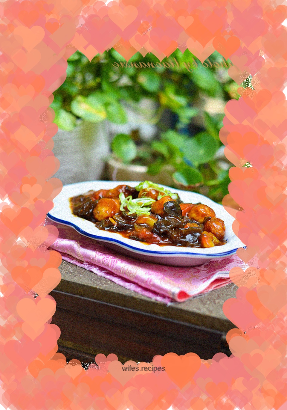 Braised small eggs with tomatoes and fungus