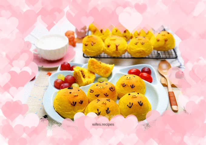 The cute little pig and chicken meal bag