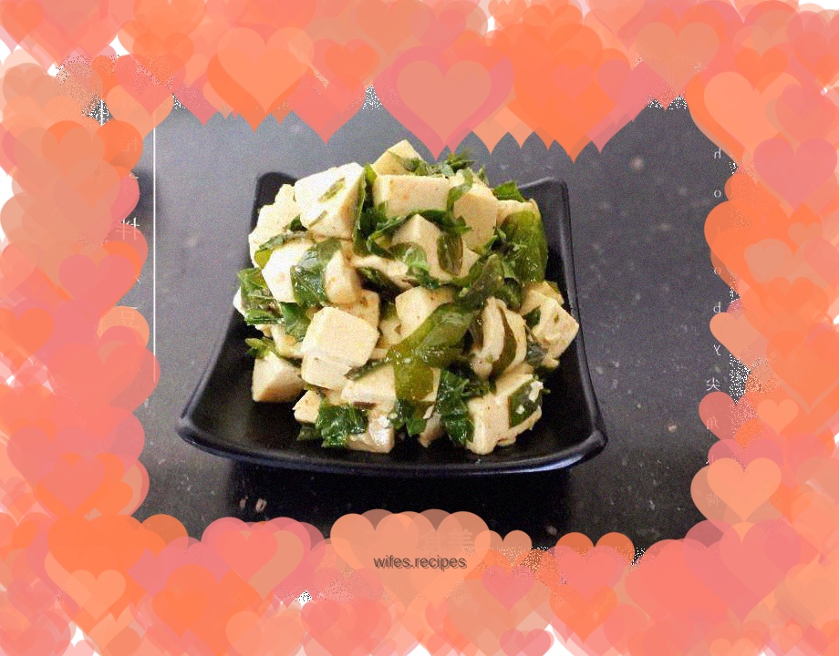 Toon sprouts mixed with soft tofu