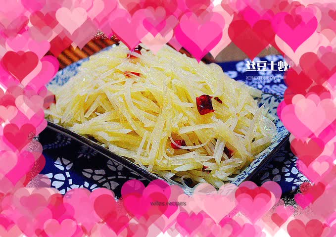Stir-fried shredded potatoes