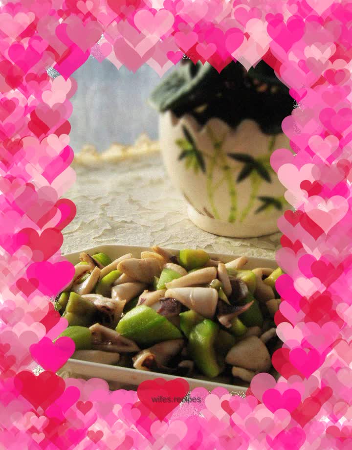 Stir-fried squid with loofah