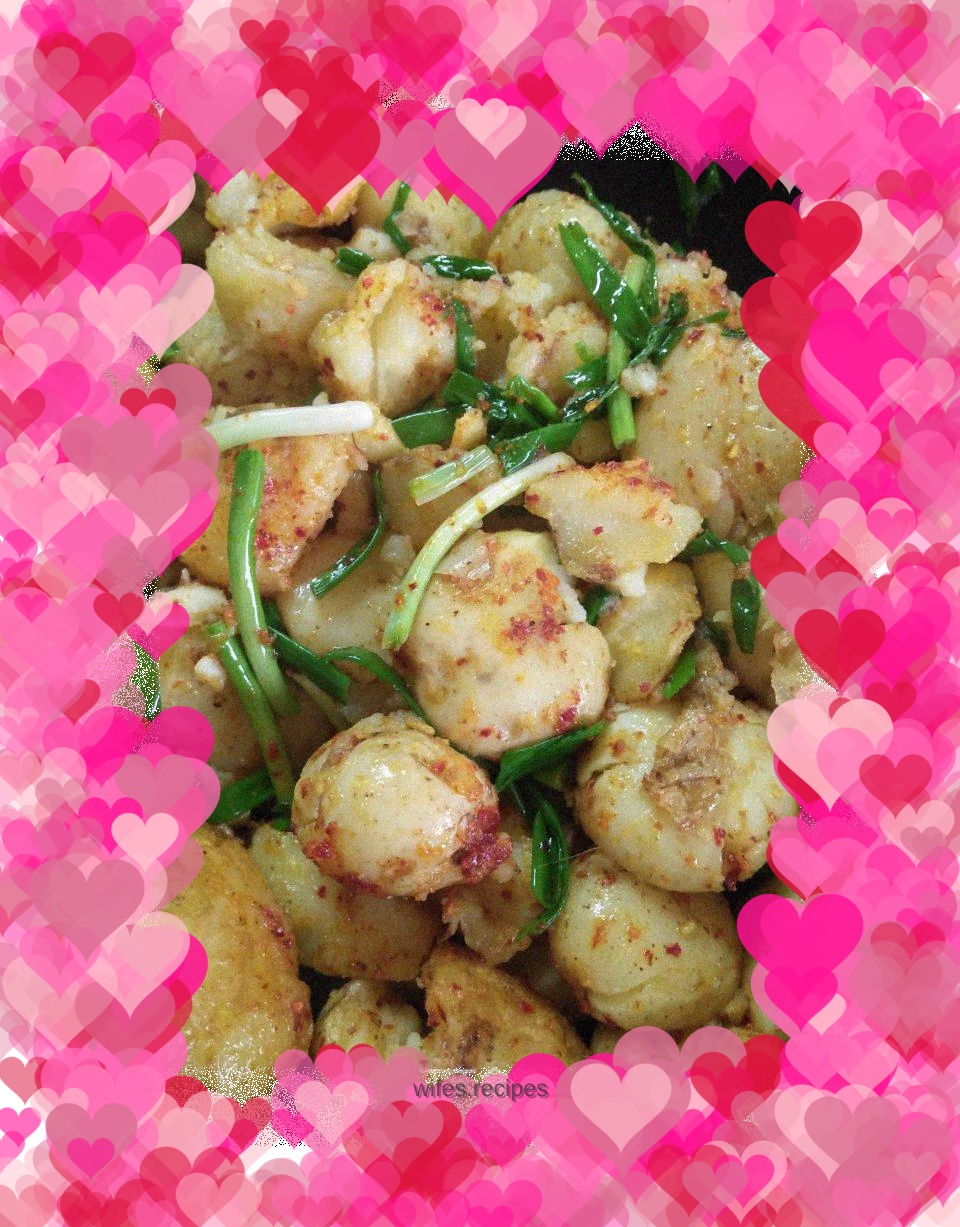 Crispy baby potatoes