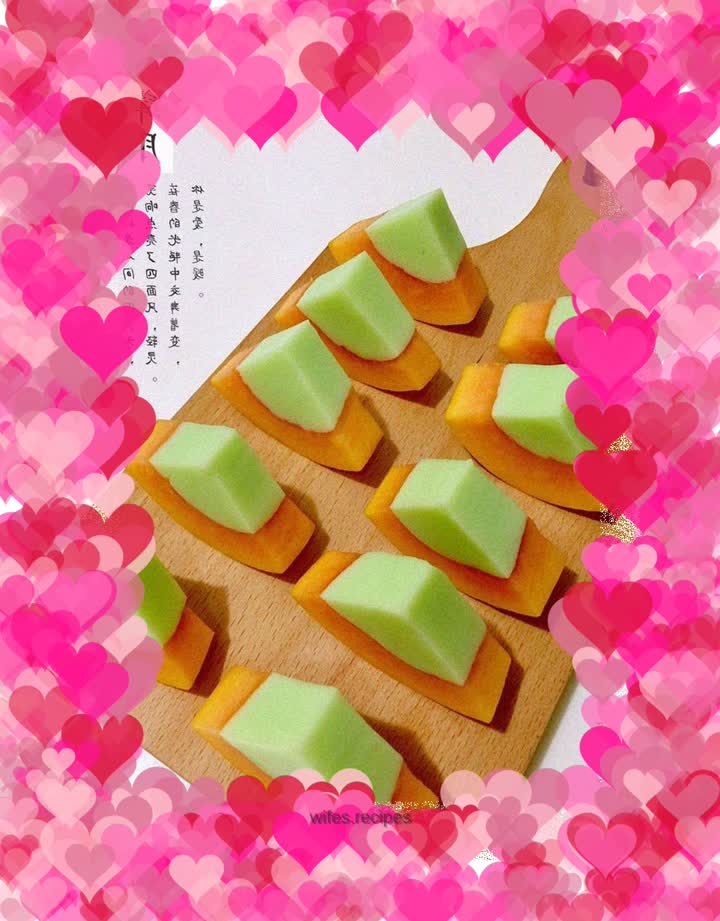 Apple Flavored Papaya Milk Jelly