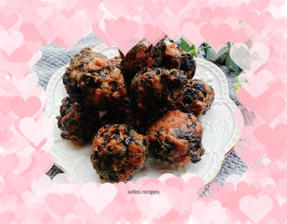 Fried seaweed balls
