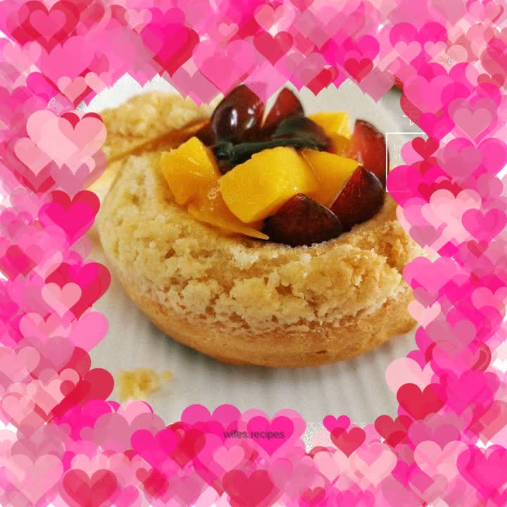 Pastry fruit puffs
