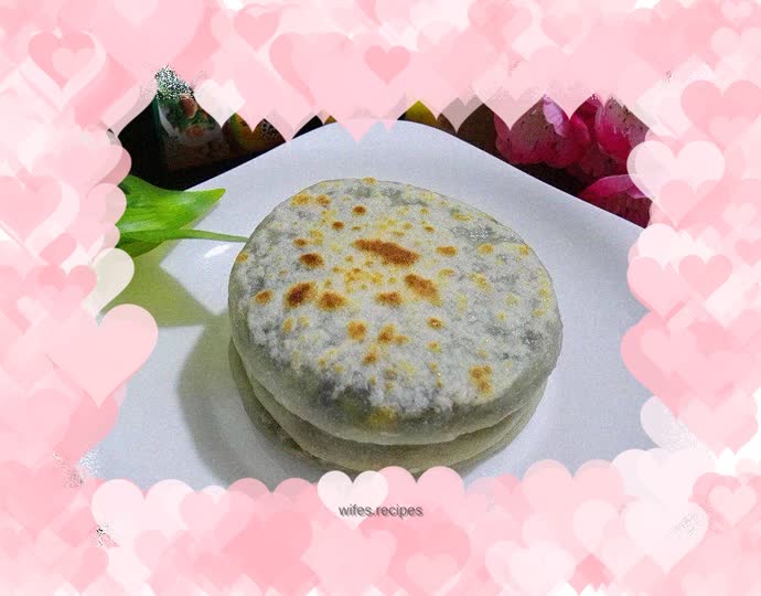 Egg, fungus and leek box