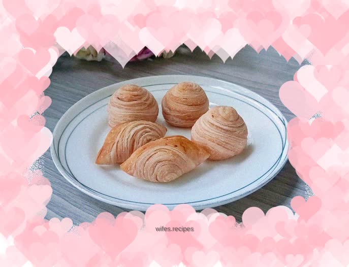 Beetroot, Walnut and Date Pastry