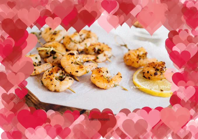 【Shanghai】Pan-fried shrimp skewers with herbs