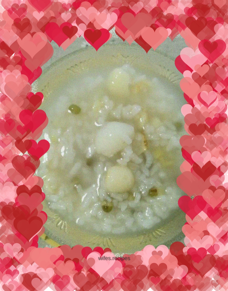 Lily, Lotus Seed and Mung Bean Porridge